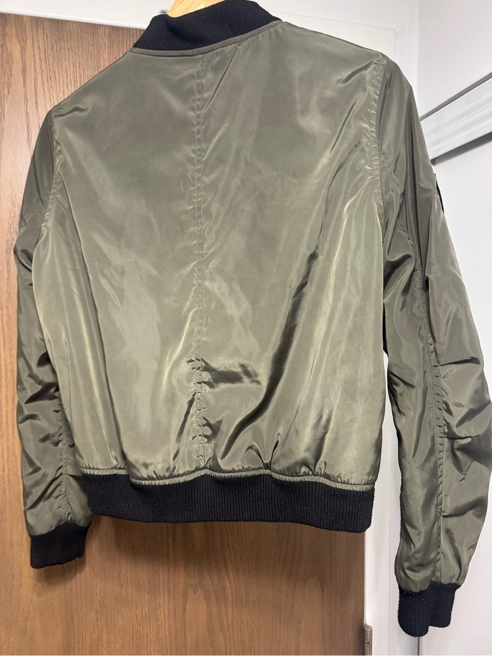 Olive Green Bomber Jacket with Patch Detail pockets size M - Picture 5 of 9